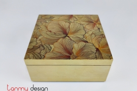 Gold square lacquer box with palm leave pattern 20*H9 cm 